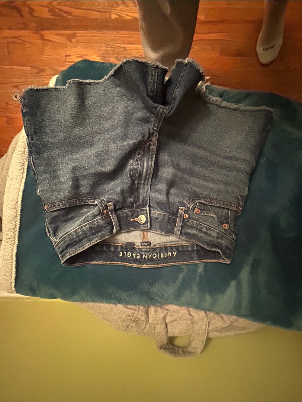 American Eagle Outfitters Men’s Dark Blue Cutoff Jeans